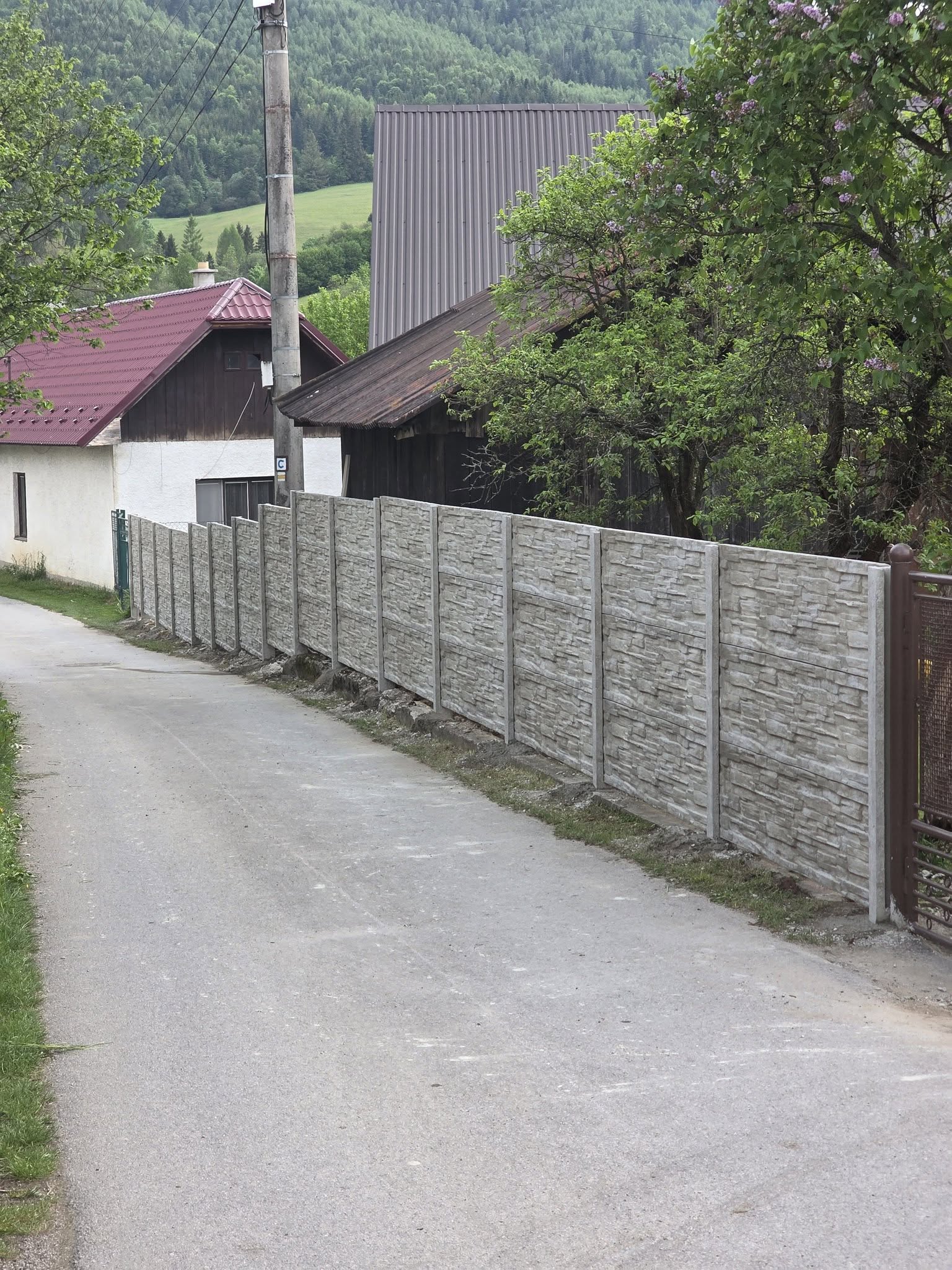 Drenážne potrubie uložené v štrku